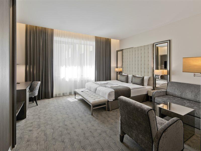 Congress Avenue Hotel VNO Kültér fotó