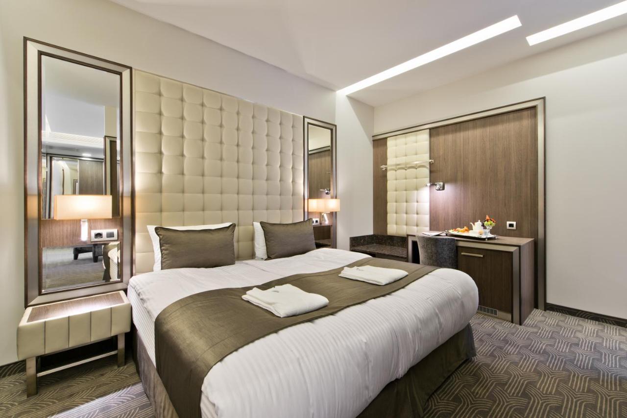 Congress Avenue Hotel VNO Kültér fotó