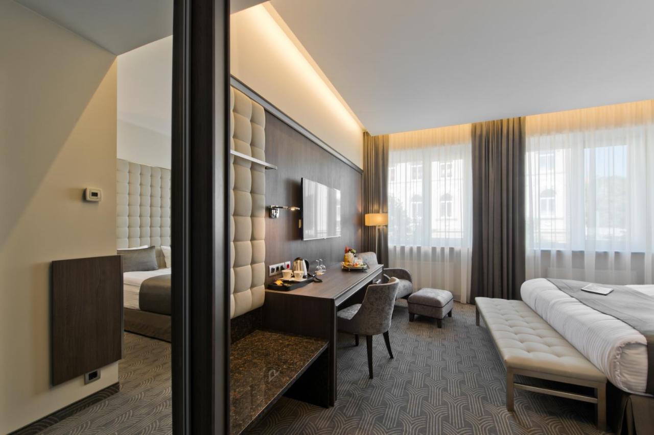 Congress Avenue Hotel VNO Kültér fotó