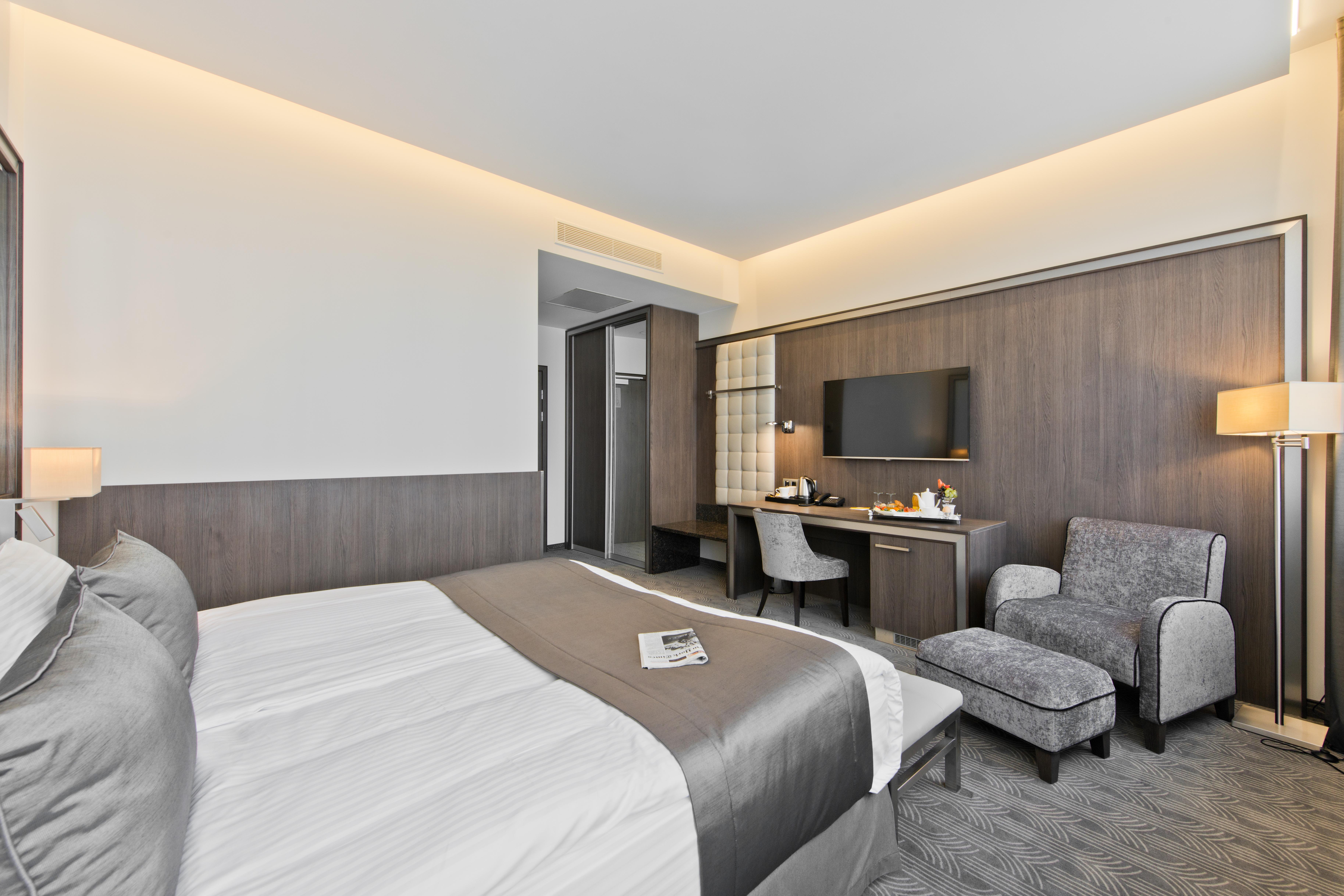 Congress Avenue Hotel VNO Kültér fotó